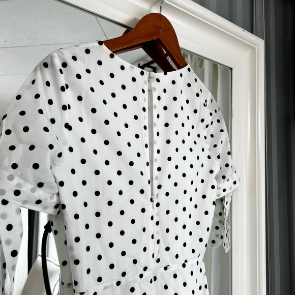 PRIV short sleeve dress - Picture 3 of 4